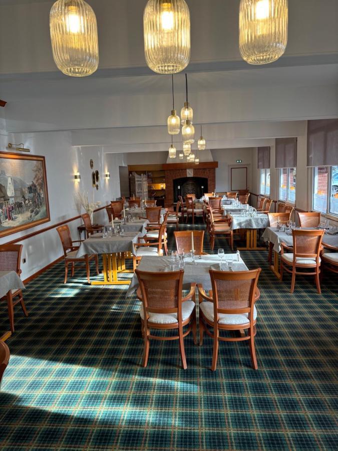 Hotel & Restaurant Le Cardinal Poix-de-Picardie Exteriér fotografie