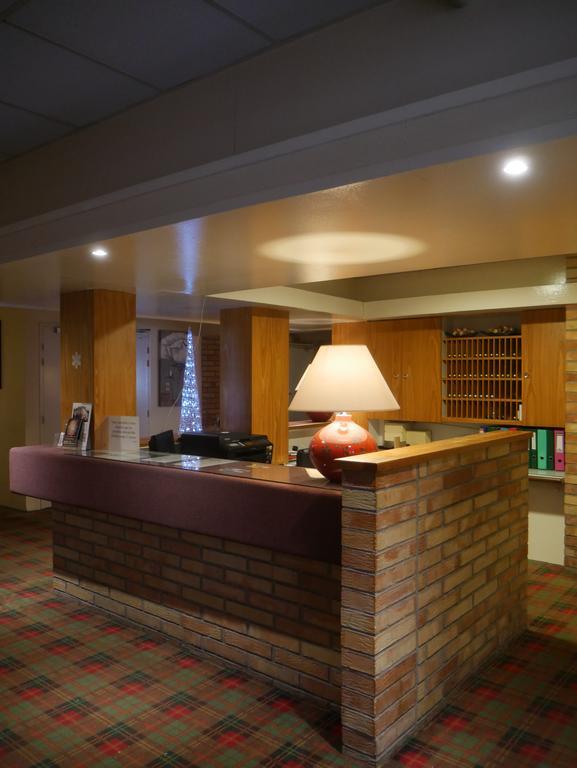 Hotel & Restaurant Le Cardinal Poix-de-Picardie Exteriér fotografie